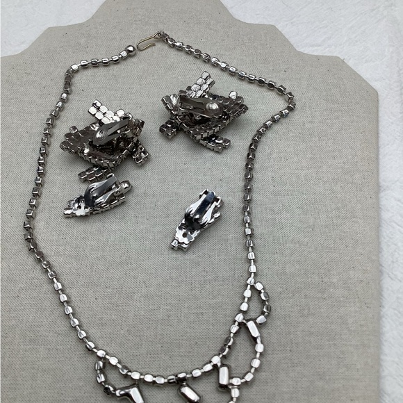 Vintage Juliana Clip Earrings and Necklace Two Pair Earrings - Picture 3 of 6